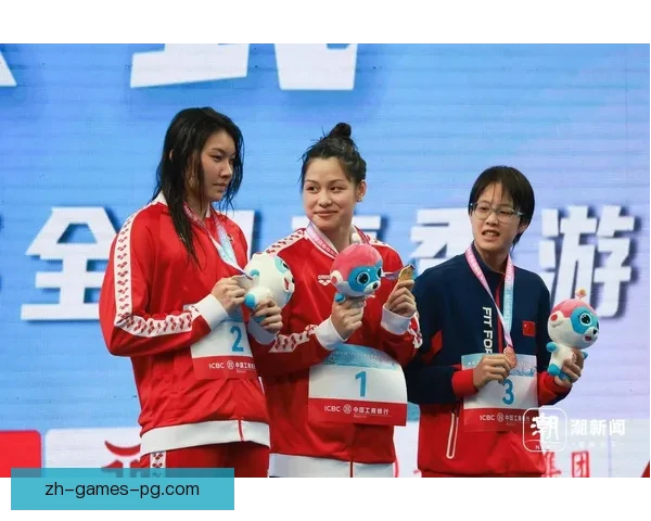 全国游泳赛收官，选手突破多项纪录登上领奖台