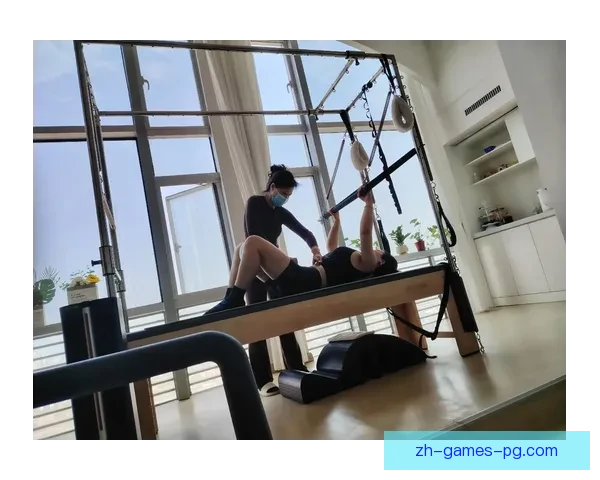 提升核心力量！30分钟快速掌握普拉提技巧