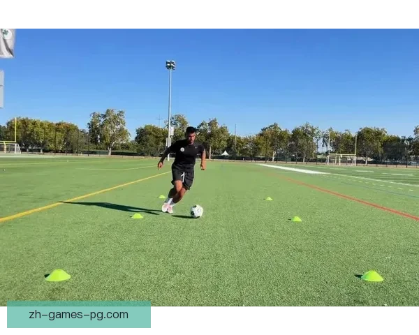 突破传控枷锁,提升足球技巧的实用方法 突破传控枷锁,提升足球技巧的实用方法