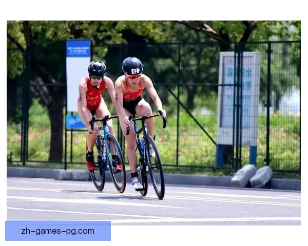 铁人三项赛事：选手奋力拼搏，刷新纪录再创佳绩